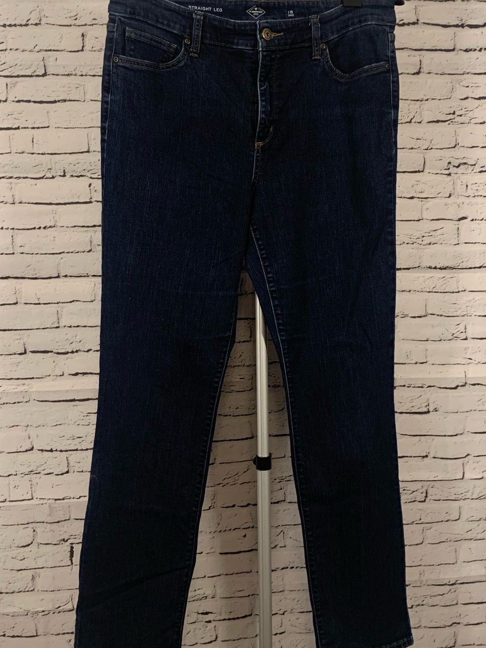 St. John's Bay Straight Leg Womens 16 Long Jeans in Dark Blue Wash
